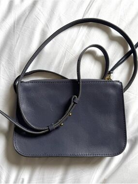 Madewell Cobalt Blue Leather Crossbody Bag. (New)